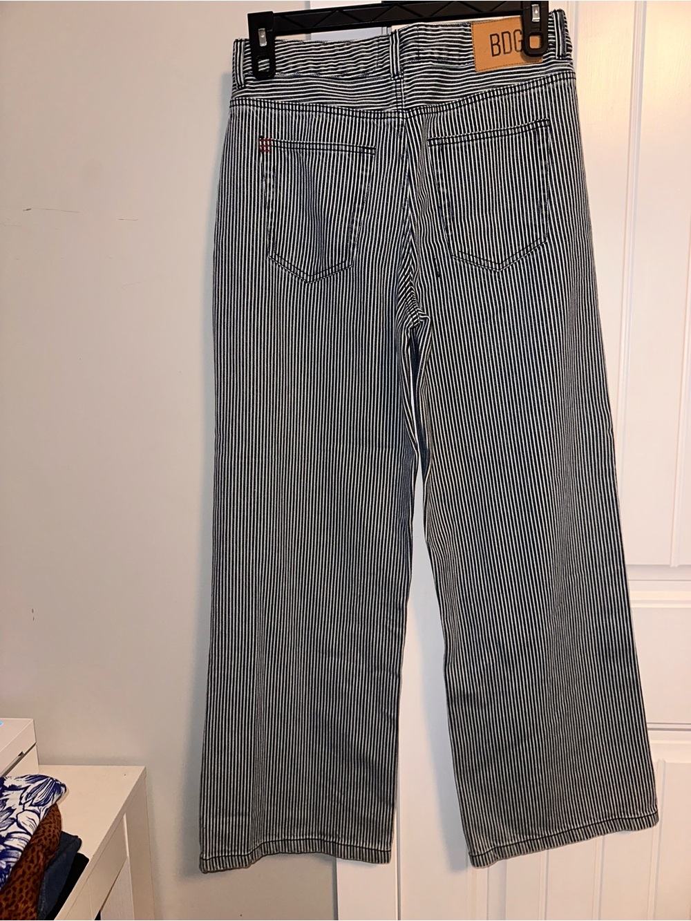 BDG Size 29 Women's High-Rise Wide Leg Jeans in Blue & White Stripe - Picture 7 of 13